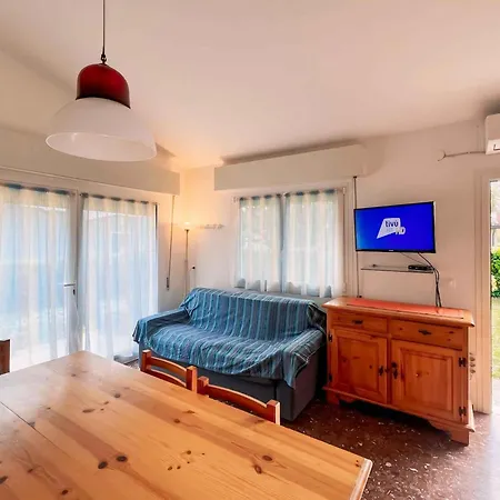 Apartment In 42854